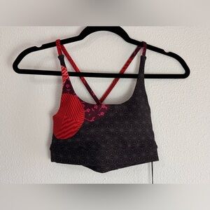 WEAR IT TO HEART XS BLACK RED SPORT BRA ATHLETIC YOGA NWT #75